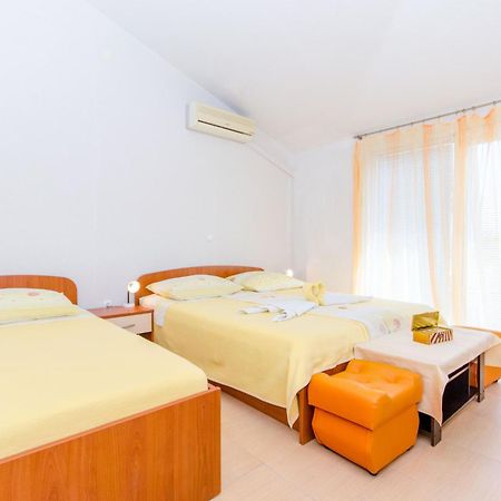 Knezovicapartments Živogošće المظهر الخارجي الصورة