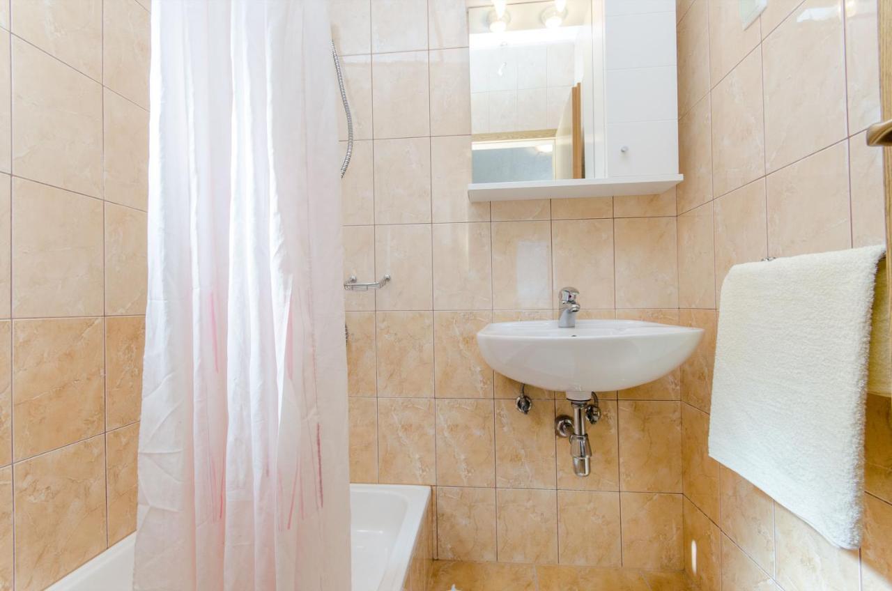 Knezovicapartments Živogošće المظهر الخارجي الصورة