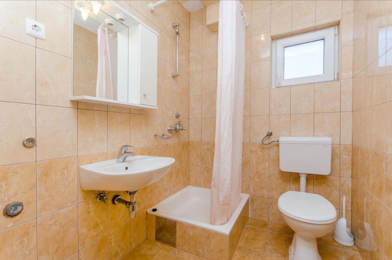 Knezovicapartments Živogošće المظهر الخارجي الصورة