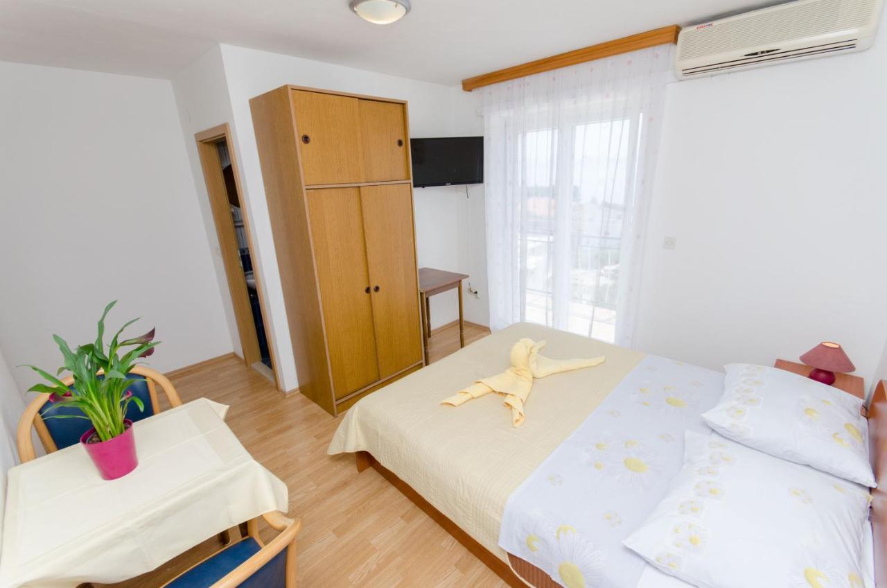 Knezovicapartments Živogošće المظهر الخارجي الصورة