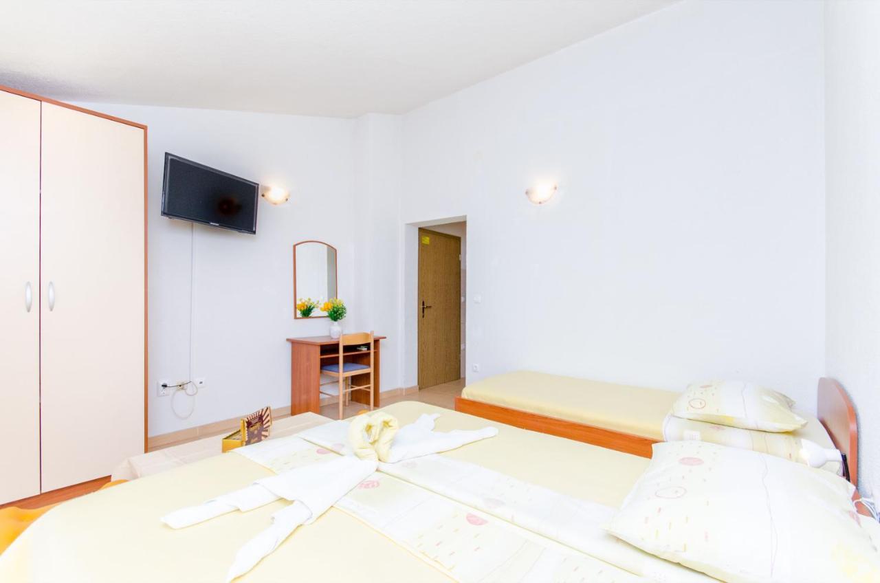 Knezovicapartments Živogošće المظهر الخارجي الصورة